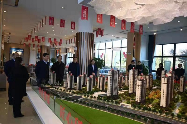 省迪威国际集团外部董事调研徽盐地产六安项目、霍邱项目